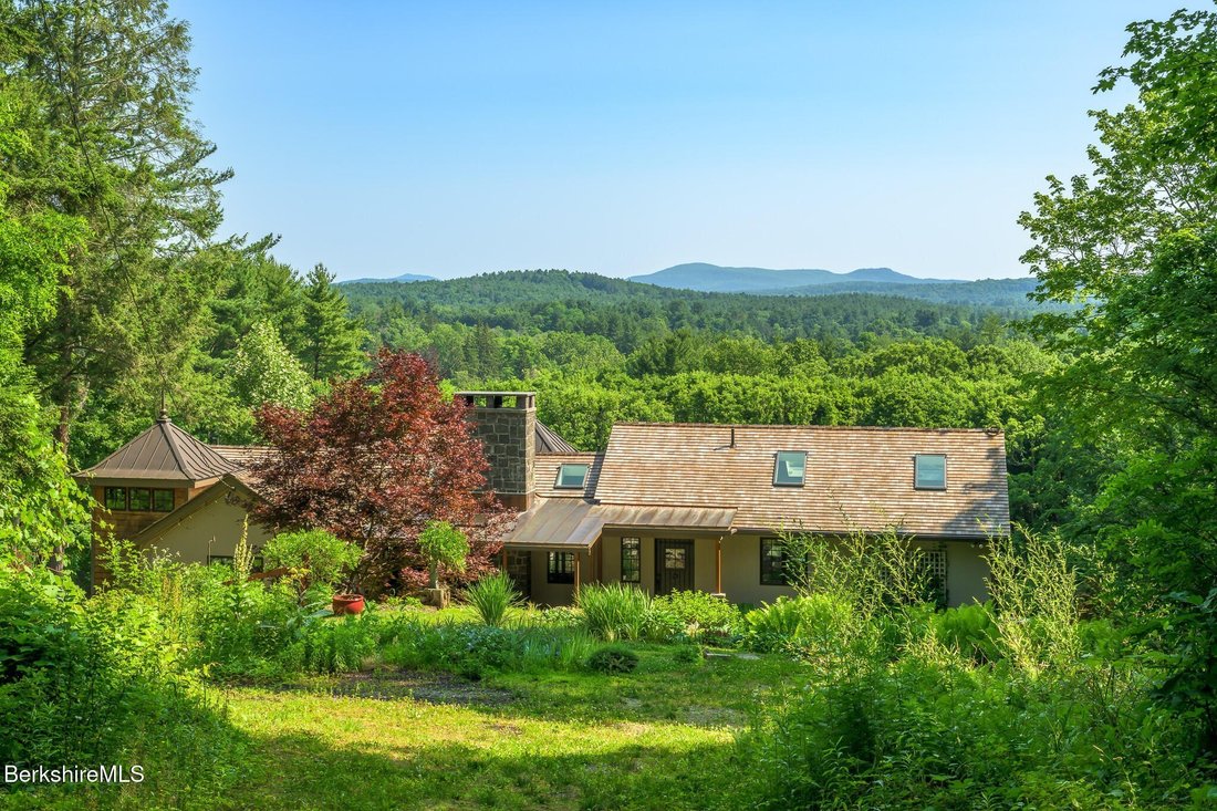 House in Great Barrington, Massachusetts, United States 4 - 18341714