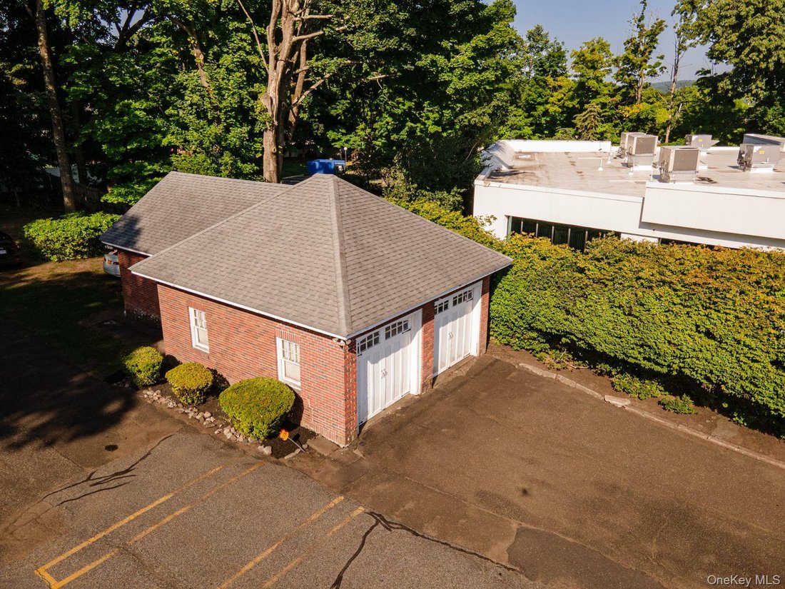 House in Montebello, New York, United States 5 - 18322435