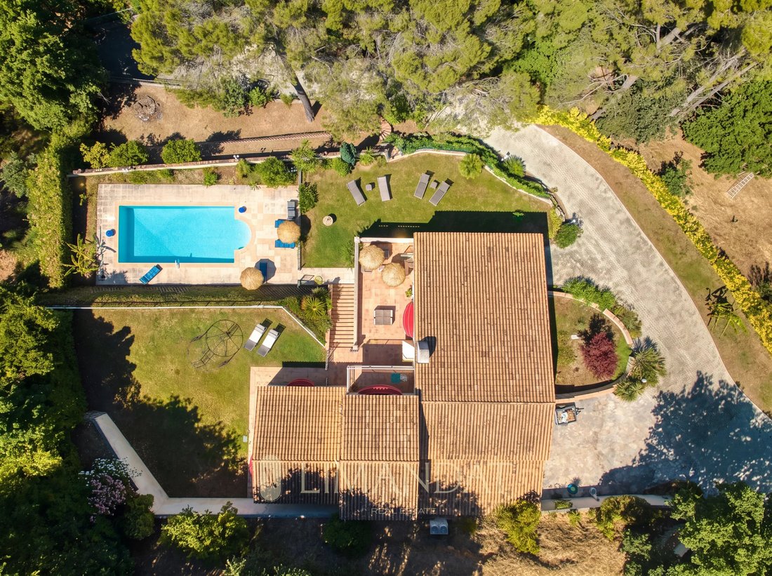 Villa in Les Indes les-Groulles, Mouans-Sartoux, France 4 - 18304475