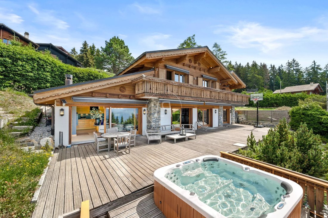 Chalet in Crans-Montana, Valais, Switzerland 1 - 18340865
