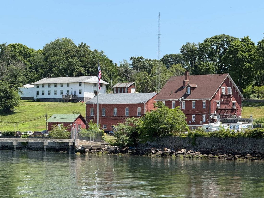 House in New York, New York, United States 3 - 17612982