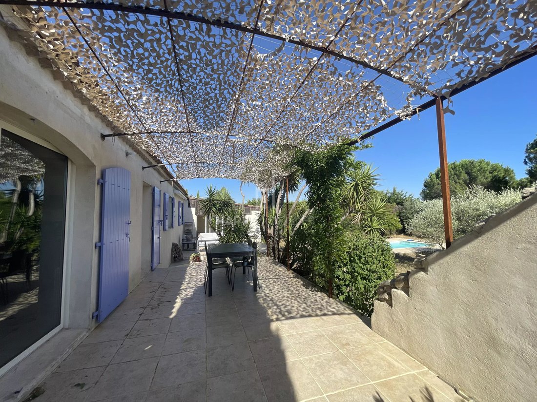 Villa in Arles, Provence-Alpes-Côte d'Azur, France 4 - 18337276