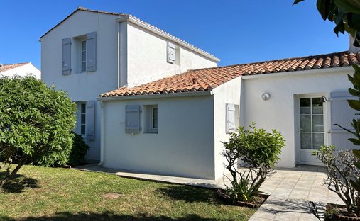 House in Noirmoutier Centre, Noirmoutier-en-l'Île, France 1