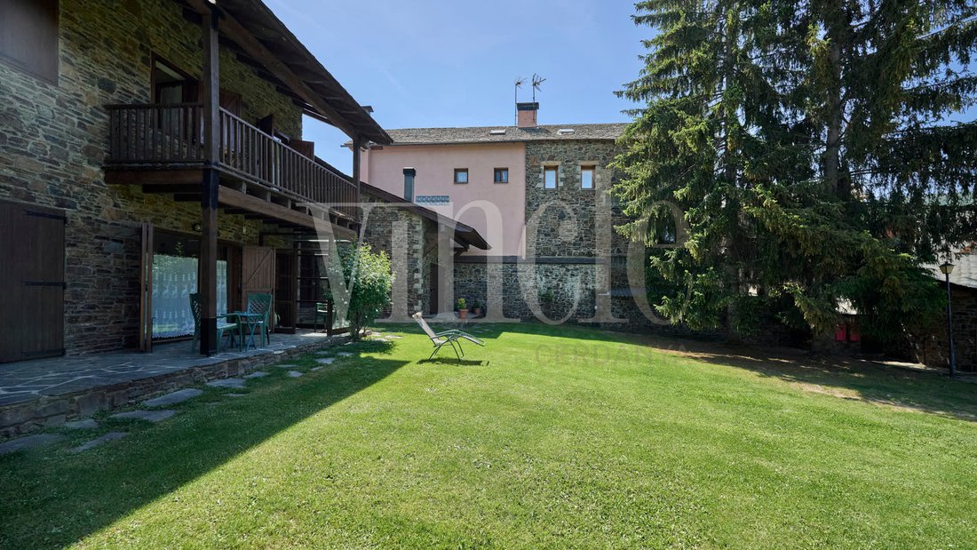 Townhouse in Puigcerda, Catalonia, Spain 3 - 18335389