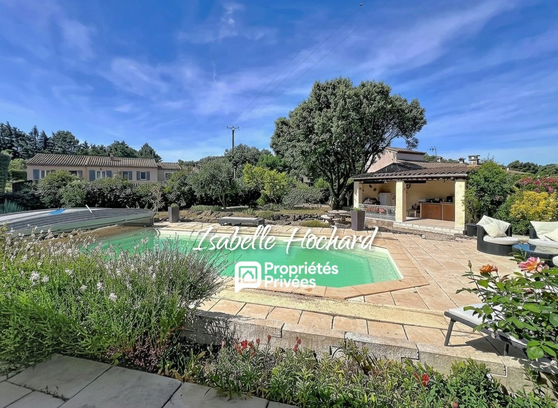 Villa in Sainte-Anastasie-sur-Issole, Provence-Alpes-Côte d'Azur, France 4 - 18341479