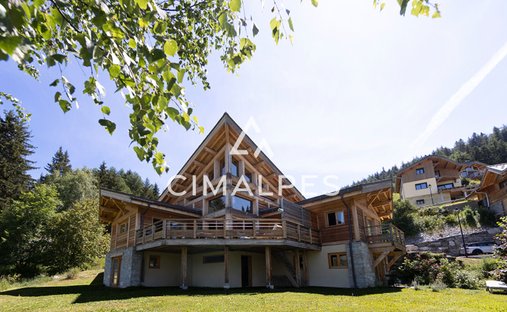 Villa in Bourg-Saint-Maurice, Auvergne-Rhône-Alpes, France 1