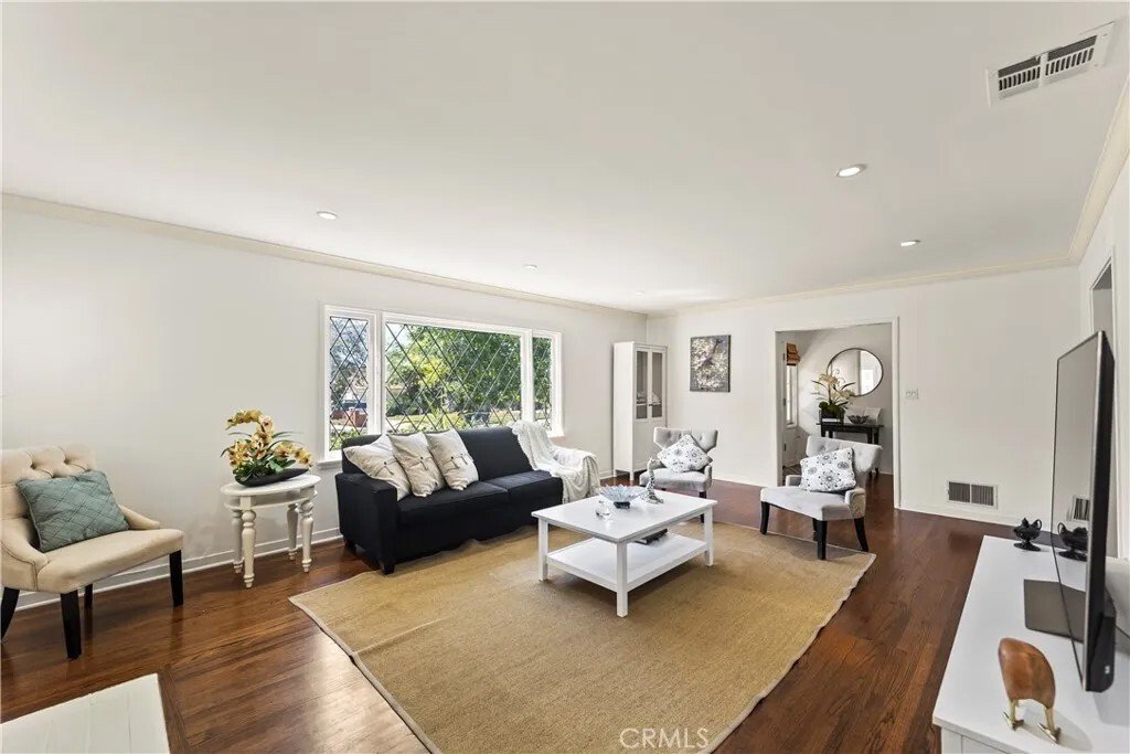 House in Altadena, California, United States 4 - 18336371