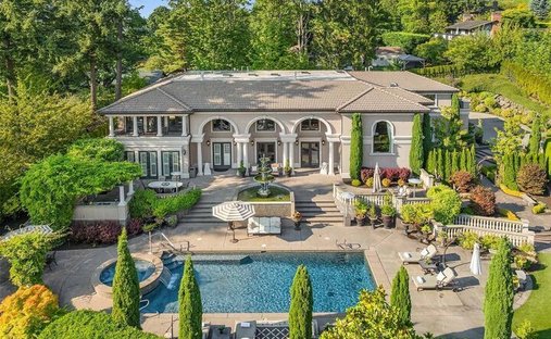 House in Bellevue, Washington, United States 1