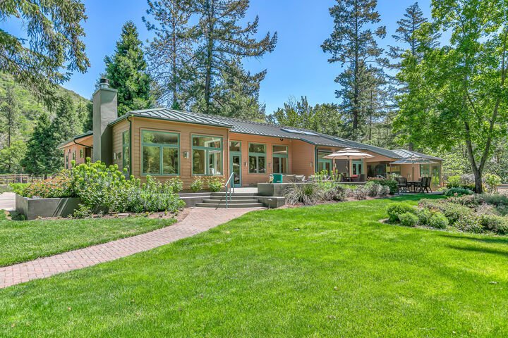 House in Applegate, Oregon, United States 4 - 18342197