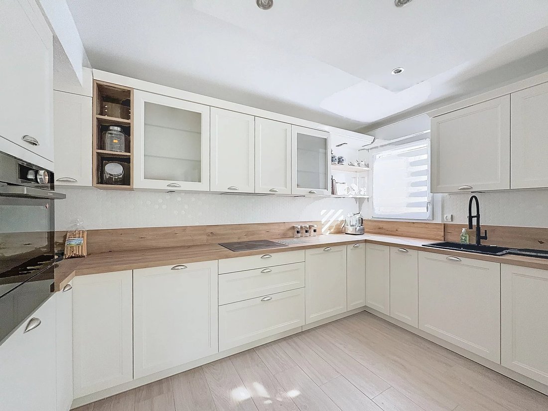 Apartment in Europe, Le Cannet, France 5 - 18336893