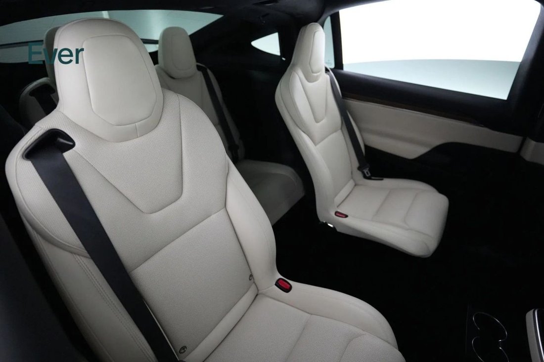 Suv in San Francisco, CA, United States 5 - 18289846