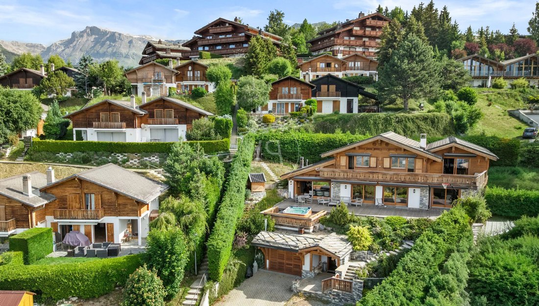 Chalet in Crans-Montana, Valais, Switzerland 2 - 18340865