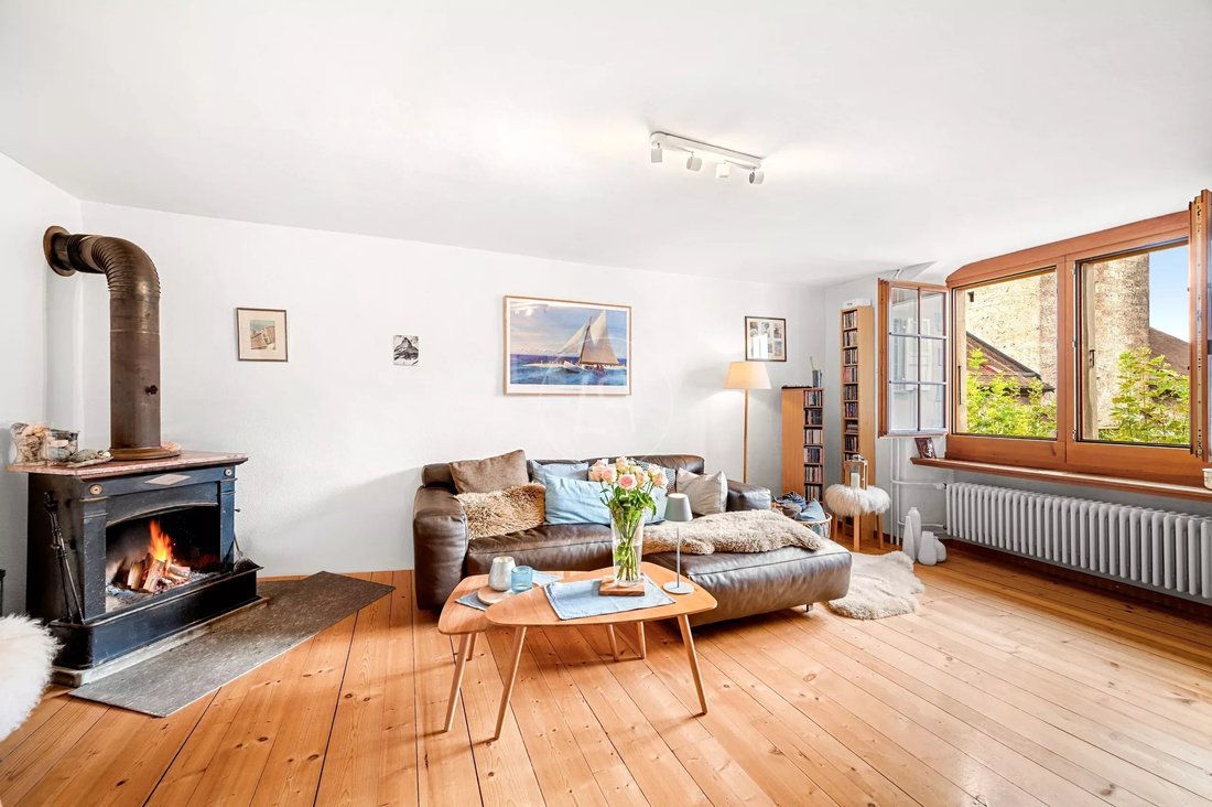 House in Bourg-en-Lavaux, Vaud, Switzerland 3 - 18339857