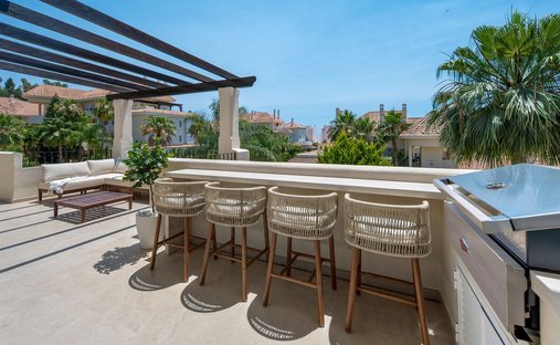 Attico a Nueva Andalucía, Marbella, Spagna 1
