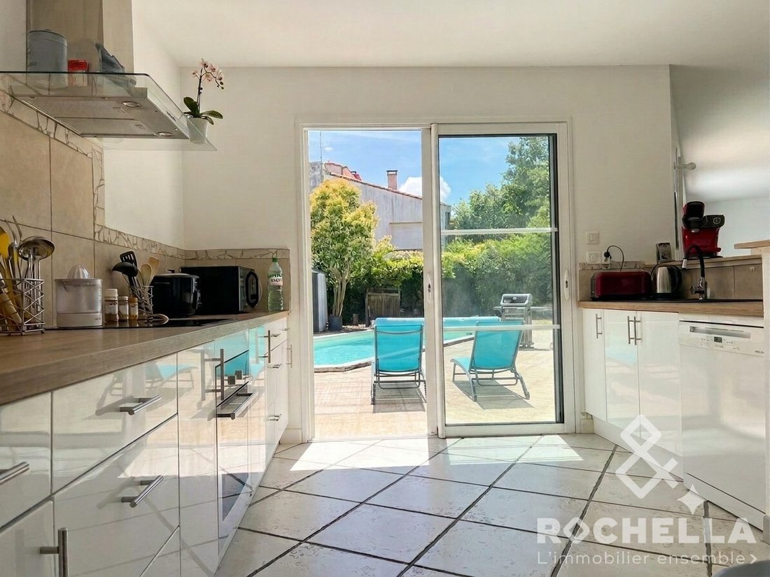 House in Dompierre-sur-Mer, Nouvelle-Aquitaine, France 2 - 18332298