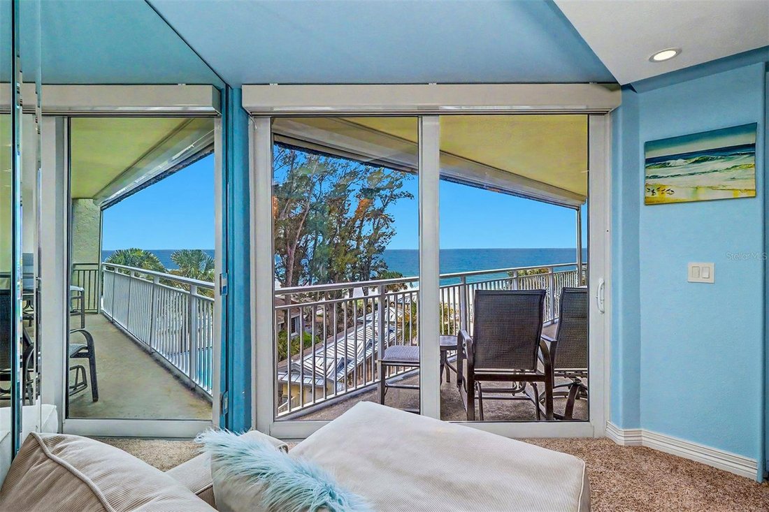 Condo in Indian Shores, Florida, United States 5 - 18340791