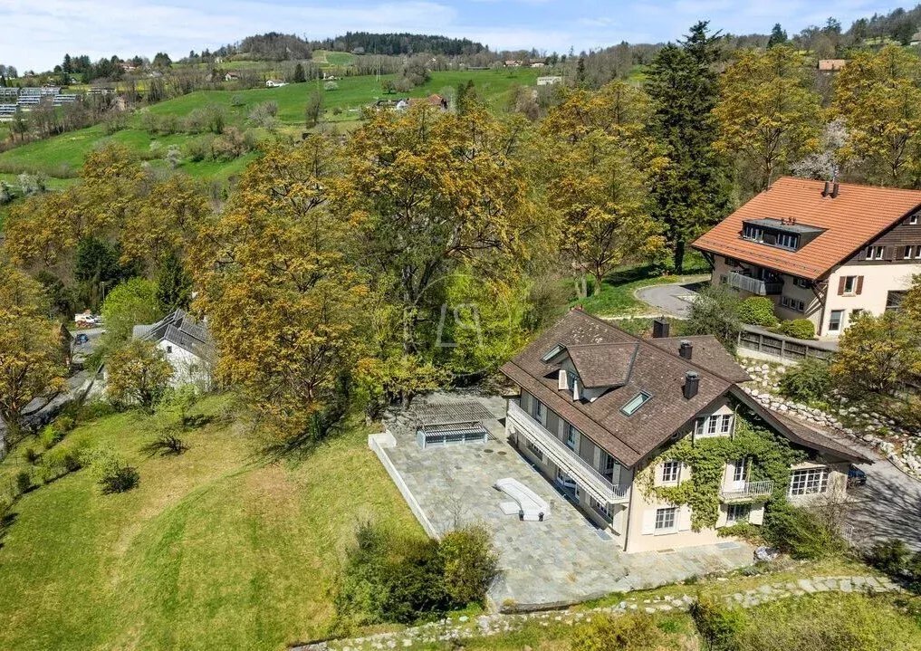 House in Lutry, Vaud, Switzerland 1 - 18340180