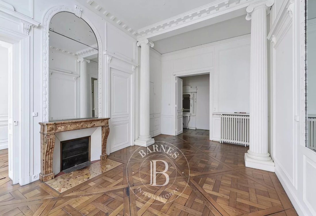 Apartment in Notre Dame des Champs, Paris 6e Arrondissement, Paris 5 - 18201409