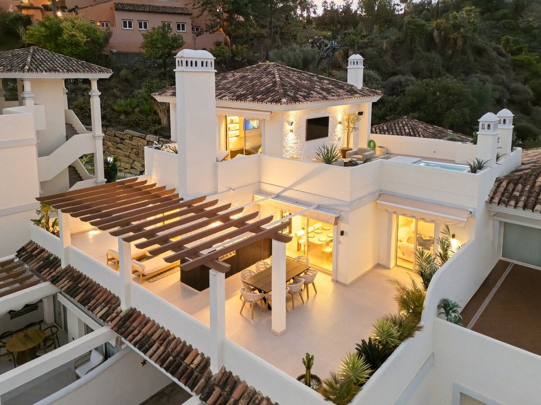 Penthouse in Nueva Andalucia, Marbella, Spain 1 - 18335211