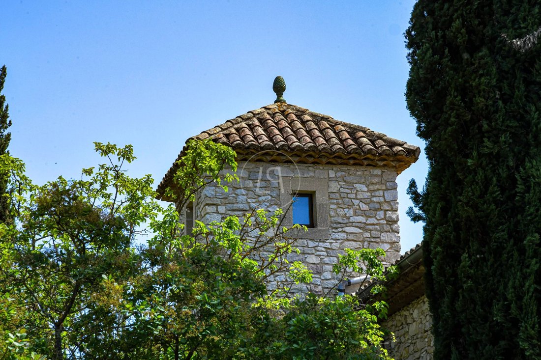 Estate in Uzès, Occitania, France 5 - 18340387