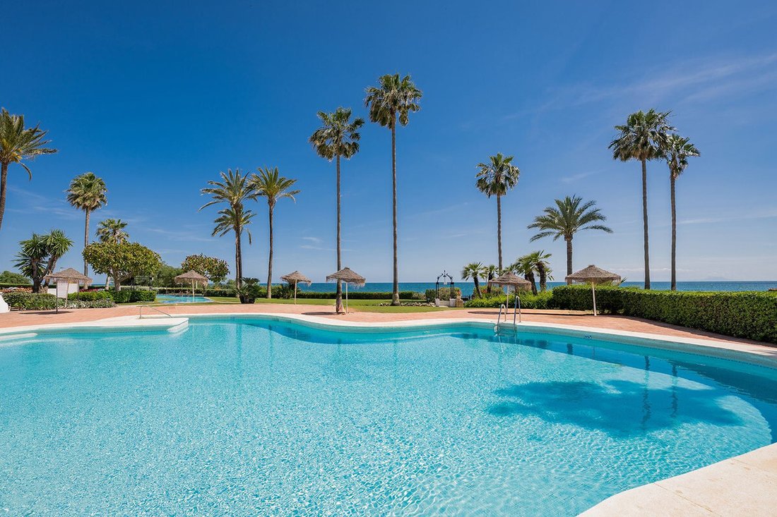Apartment in Estepona, Andalusia, Spain 1 - 18336964