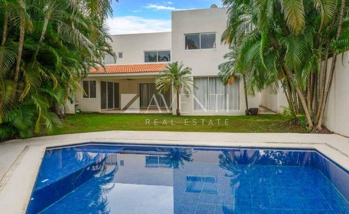 House in Alfredo V. Bonfil, Quintana Roo, Mexico 1