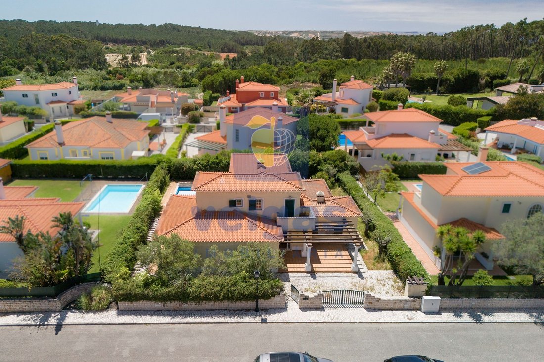 Villa in Amoreira, Leiria District, Portugal 2 - 18338973