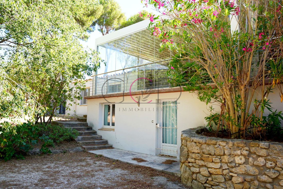 Estate in Centre, Pelissanne, France 3 - 18009213