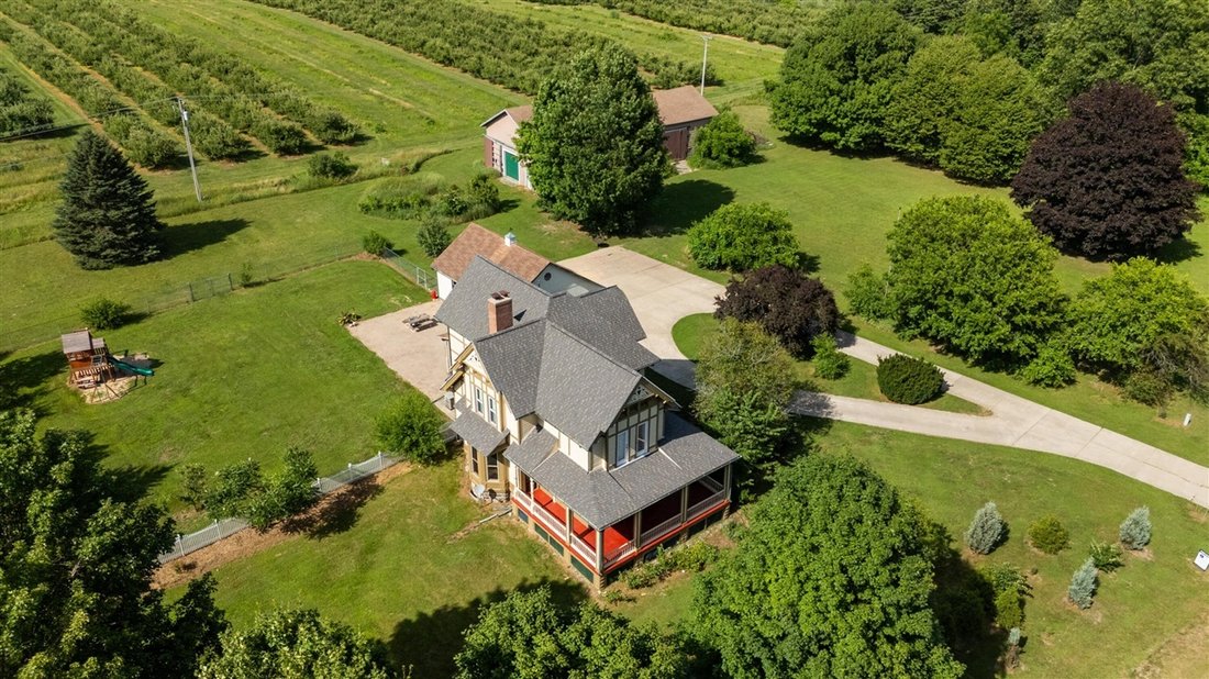 House in Paw Paw, Michigan, United States 2 - 18309912