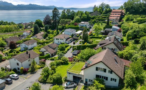 Haus in Lutry, Waadt, Schweiz 1