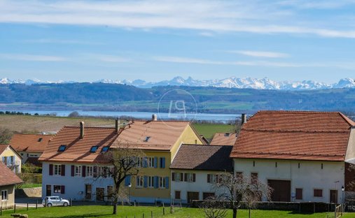 Haus in Bonvillars, Waadt, Schweiz 1