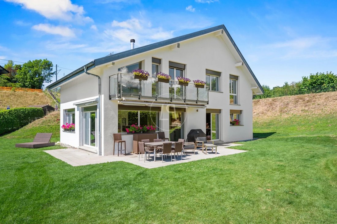 House in Blonay - Saint-Légier, Vaud, Switzerland 1 - 18339821