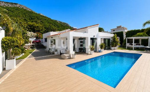 Villa in Denia, Valencian Community, Spain 1
