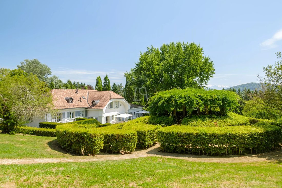 House in Savigny, Vaud, Switzerland 1 - 18340301