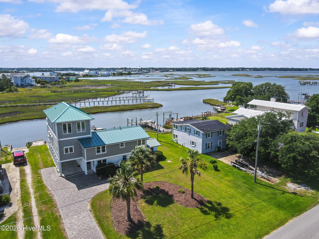 House in Cedar Point, North Carolina, United States 4 - 18336467