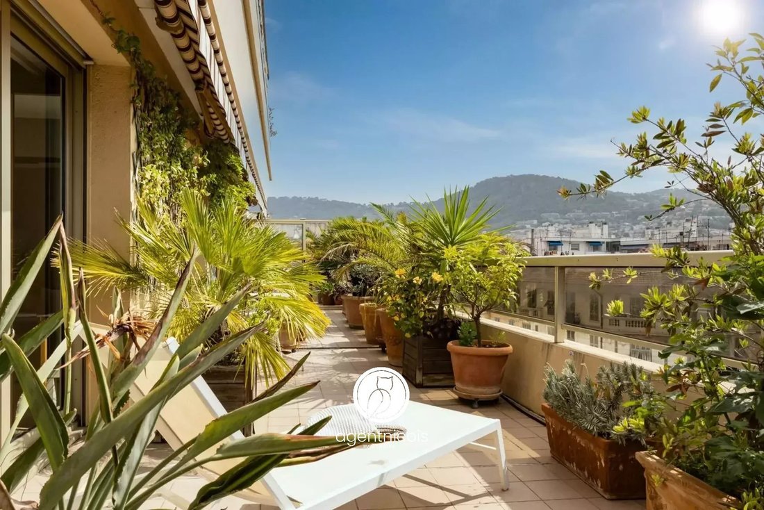 Apartamento en Niza, Provenza-Alpes-Costa Azul, Francia 1 - 18341131