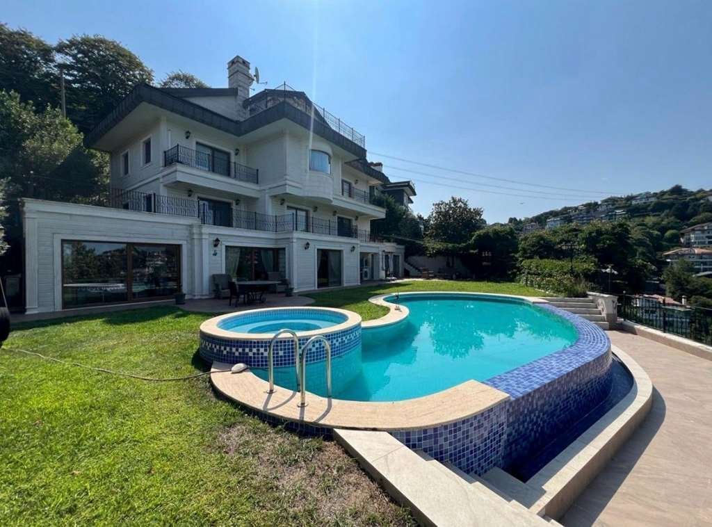 Estate in İstanbul, İstanbul, Turkey 1 - 18340490