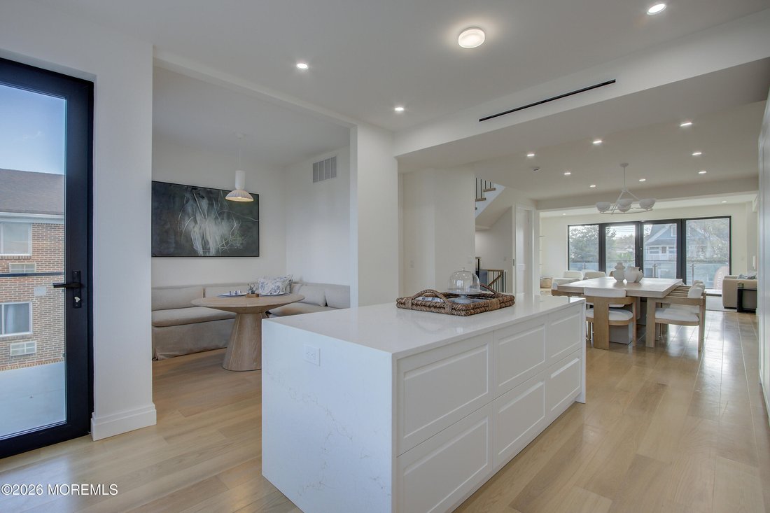 House in Long Branch, New Jersey, United States 5 - 18341103