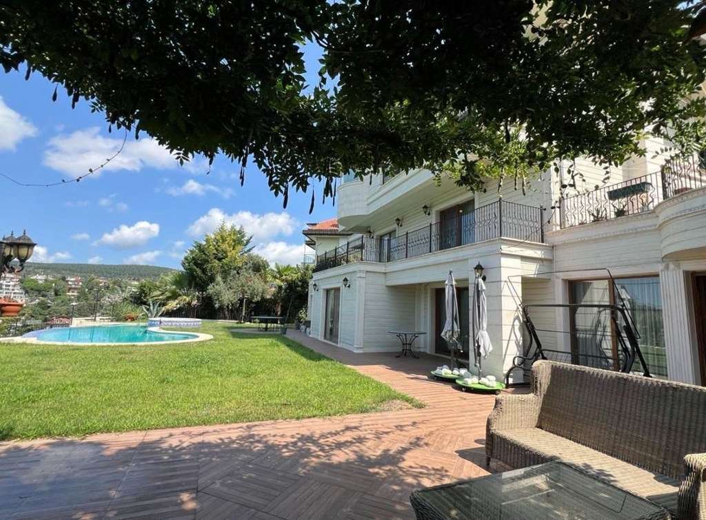 Estate in İstanbul, İstanbul, Turkey 2 - 18340490