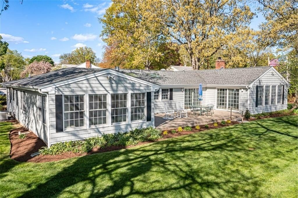 House in Barrington, Rhode Island, United States 2 - 18341749