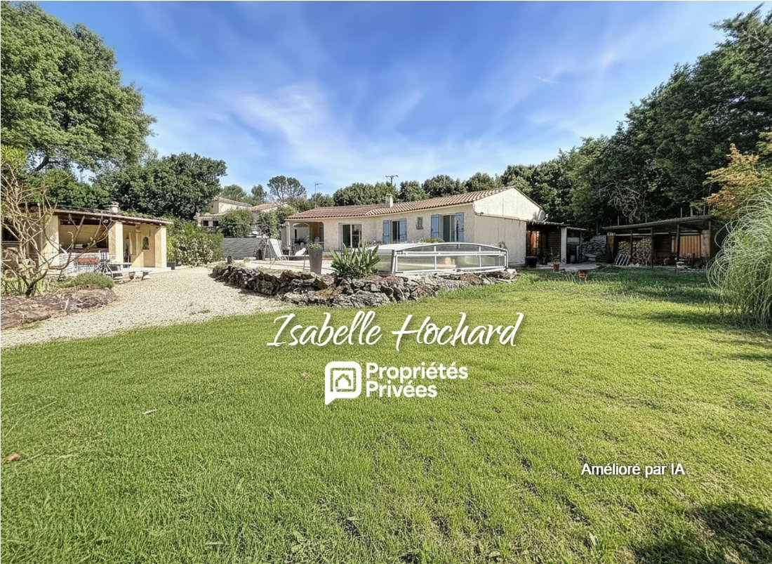 Villa in Sainte-Anastasie-sur-Issole, Provence-Alpes-Côte d'Azur, France 1 - 18341479