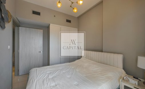 Apartment in Al Mina / Dubai Maritime City, Dubai, United Arab Emirates 1