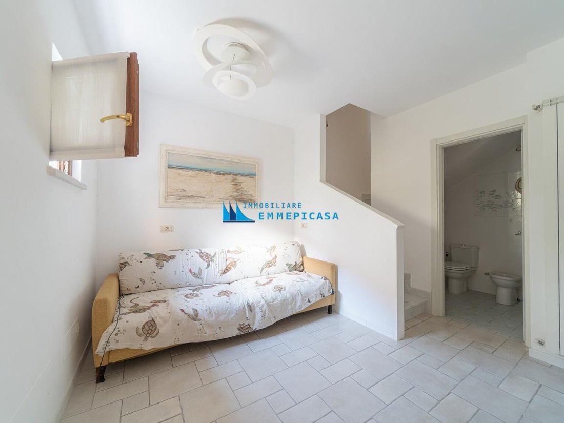 Country House in Ronchi, Massa, Italy 5 - 18340522
