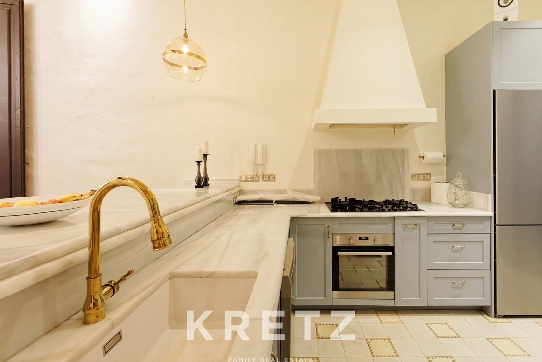 Apartment in Ciutat Vella, Barcelona, Spain 5 - 18341387