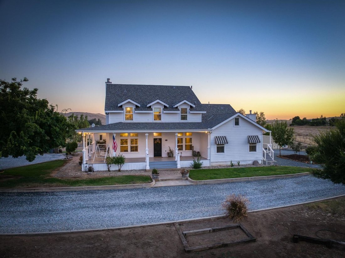 House in Sanger, California, United States 2 - 18340153