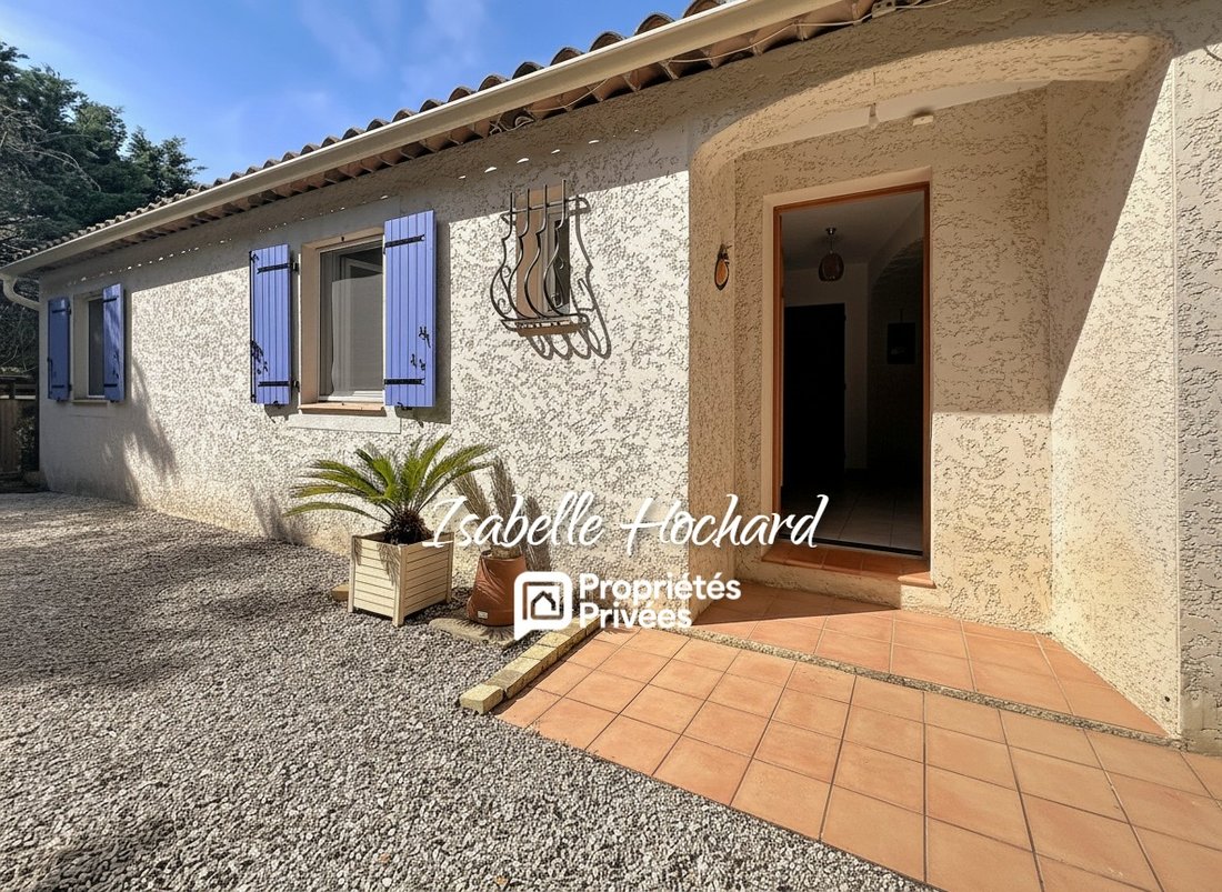 Villa in Sainte-Anastasie-sur-Issole, Provence-Alpes-Côte d'Azur, France 3 - 18341479