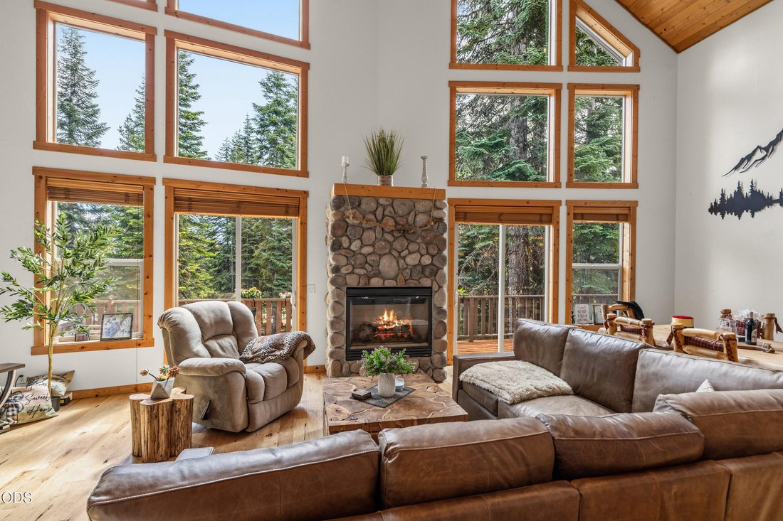 House in Klamath Falls, Oregon, United States 3 - 18334928