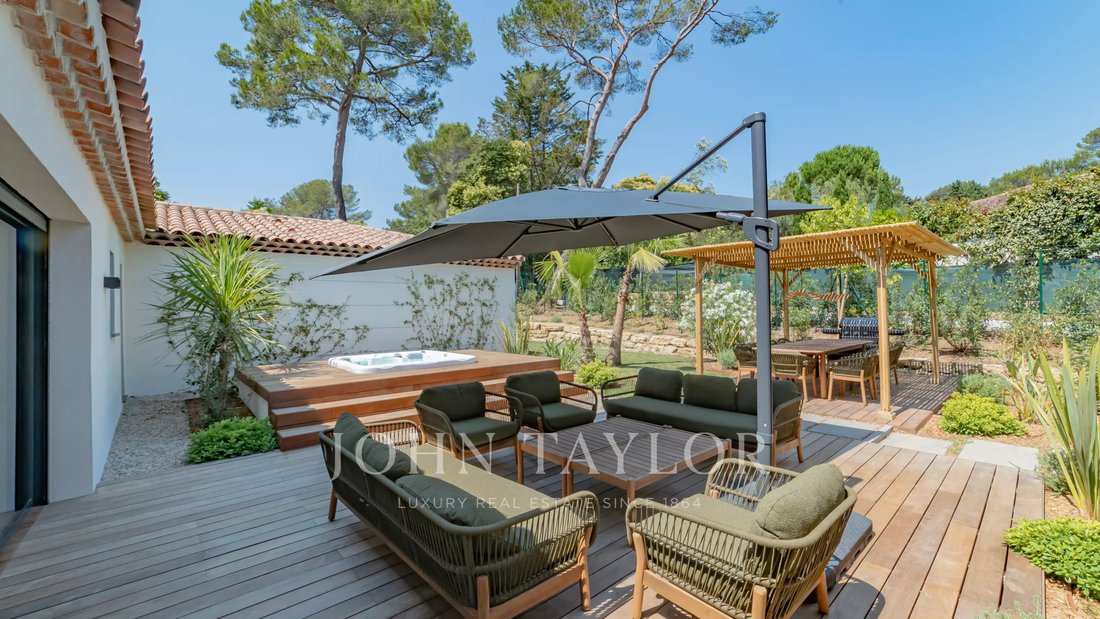 Villa in Valbonne, Provence-Alpes-Côte d'Azur, France 5 - 18337373