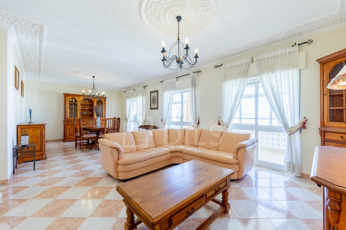Apartment in Quarteira, Algarve, Portugal 3 - 18337426