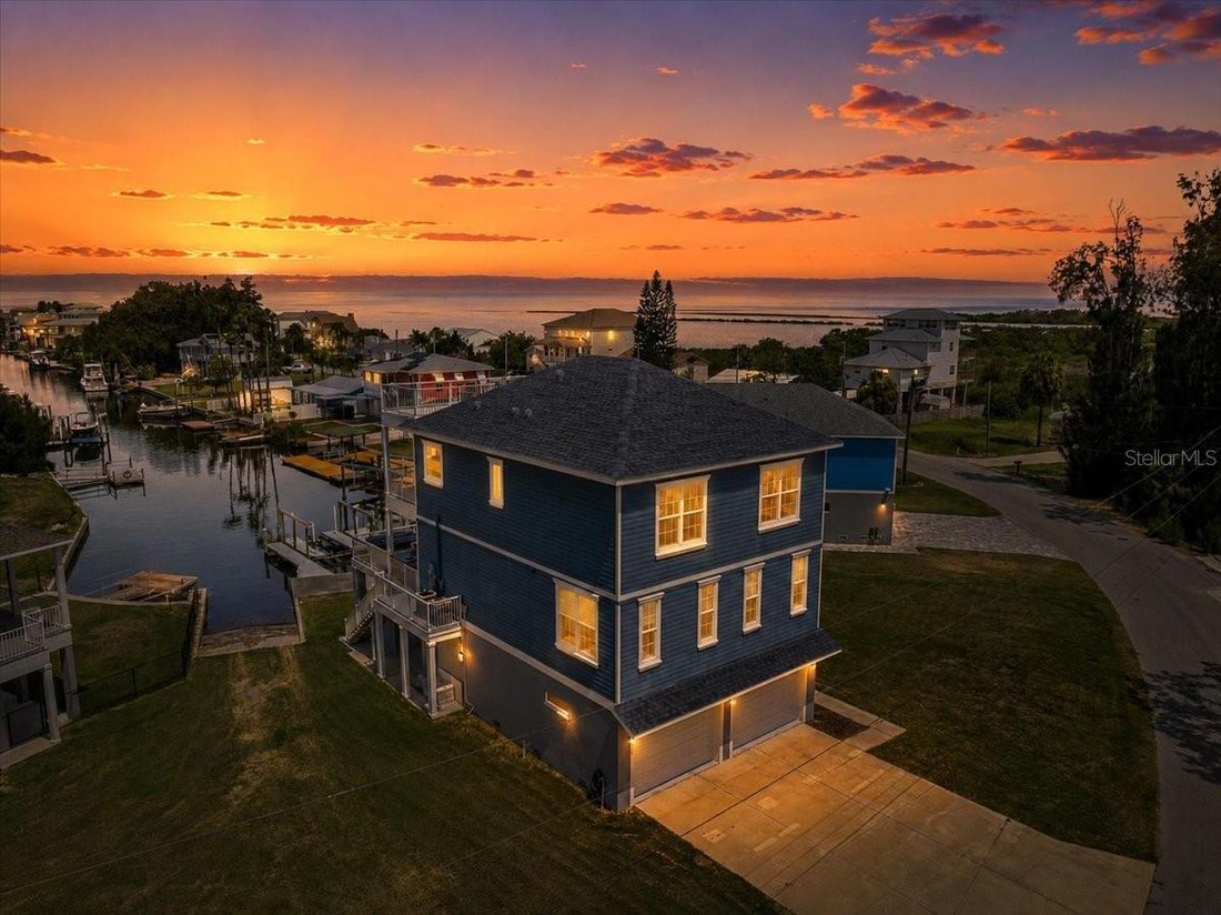 House in Hudson, Florida, United States 2 - 18340820